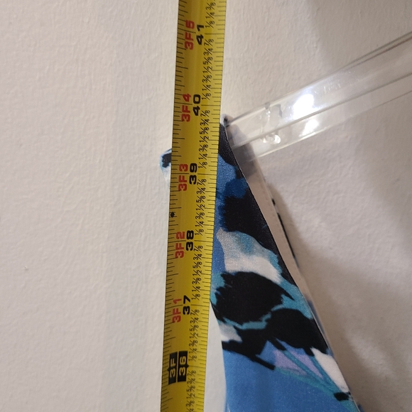 Karl Lagerfeld Blue & White Floral Print Ruffle Hem Sleeveless Sheath Sz 2 - Picture 12 of 13